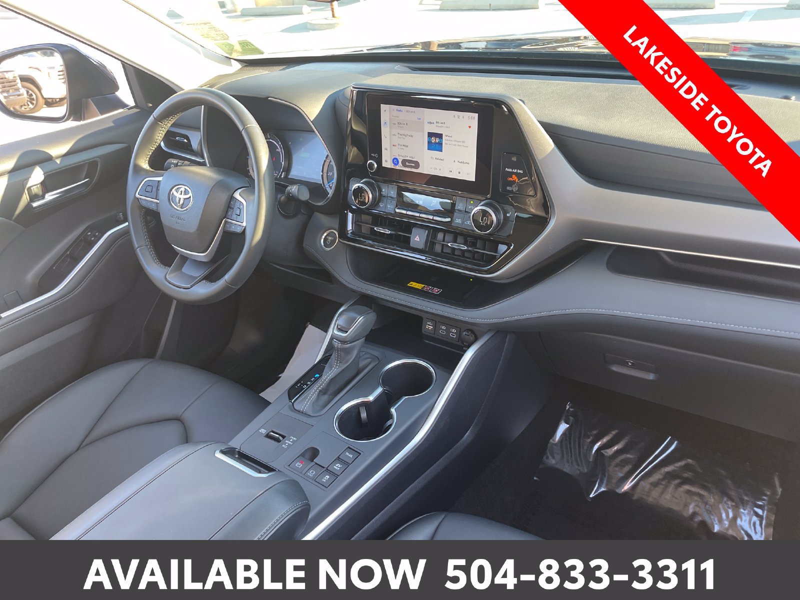 Certified 2026 Toyota Highlander XLE AWD/4WD image 17