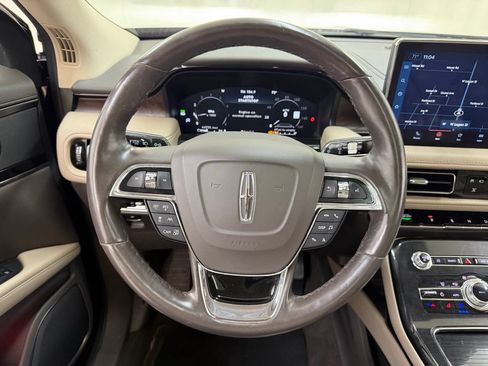 Used 2022 Lincoln Nautilus Reserve AWD/4WD image 24