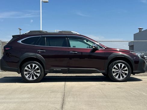 Used 2024 Subaru Outback Touring XT AWD/4WD image 2