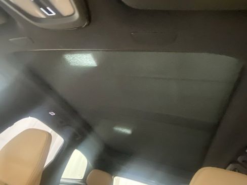 Certified 2024 Volvo XC60 T8 Ultimate w/ Climate Package image 29