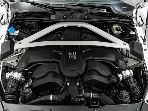 Used 2018 Aston Martin Vanquish Zagato image 12