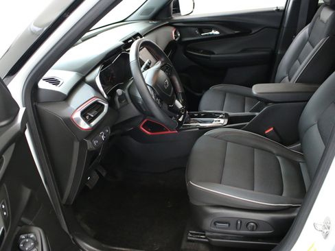 Used 2023 Chevrolet TrailBlazer RS AWD/4WD image 26