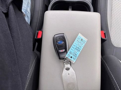 Used 2024 Subaru Forester Premium image 29