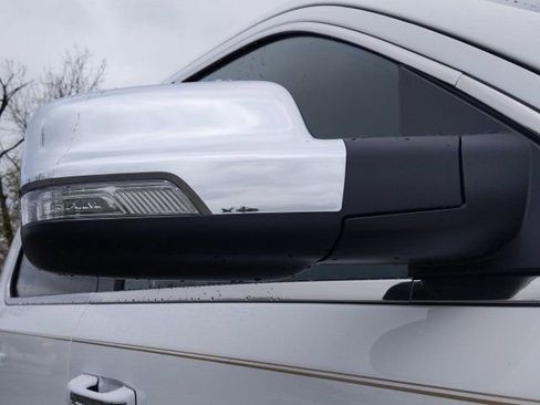 Used 2020 RAM 1500 Limited image 7