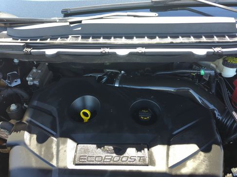 Used 2018 Ford Edge SEL w/ Equipment Group 201A image 21