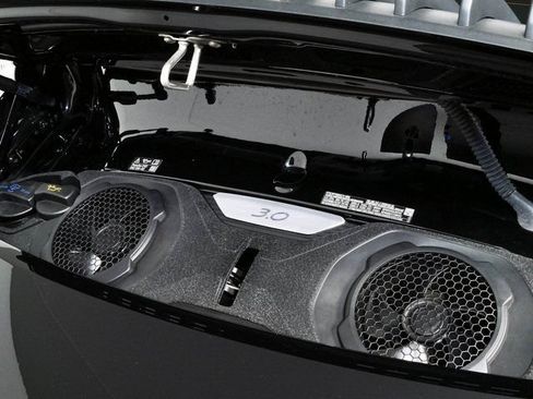 Certified 2024 Porsche 911 Carrera RWD image 28