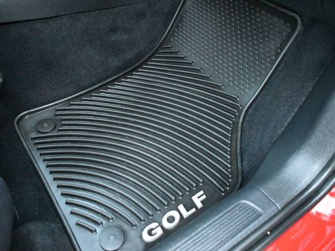 Used 2015 Volkswagen Golf SEL FWD image 21