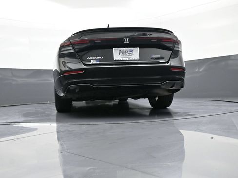 Used 2023 Honda Accord Sport image 29