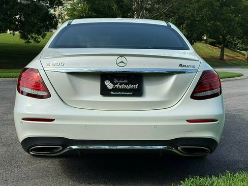 Used 2018 Mercedes-Benz E 300 4MATIC image 5