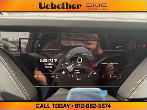 New 2026 GMC Yukon Elevation AWD/4WD image 32