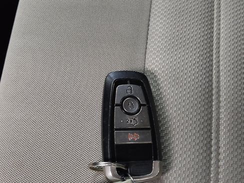 Used 2018 Ford Fusion S FWD image 32