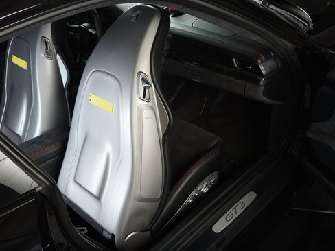 Used 2019 Porsche 911 GT3 RWD image 28