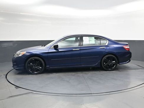 Used 2017 Honda Accord Sport Special Edition image 6
