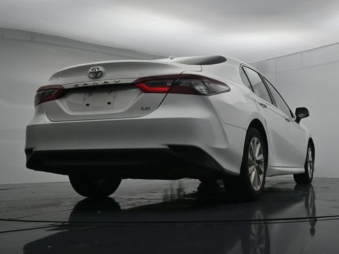 Used 2024 Toyota Camry LE FWD image 22