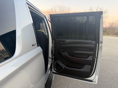 Used 2015 GMC Yukon XL SLT image 40