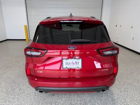 Used 2024 Ford Escape ST-Line w/ Tech Pack #1 AWD/4WD image 7