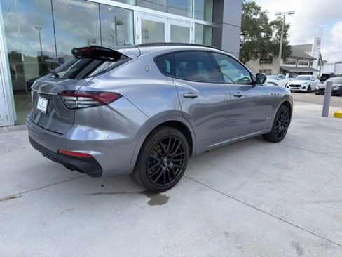 Used 2021 Maserati Levante S GranSport AWD/4WD image 4