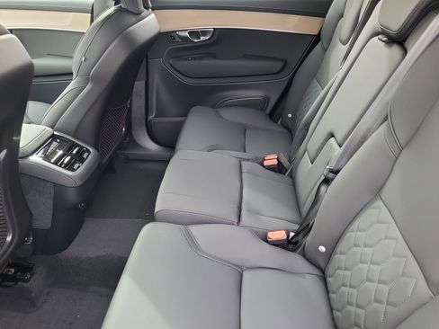 New 2026 Volvo XC90 B6 Plus w/ Protection Package image 22