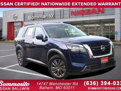 Certified 2025 Nissan Pathfinder SV AWD/4WD image 1