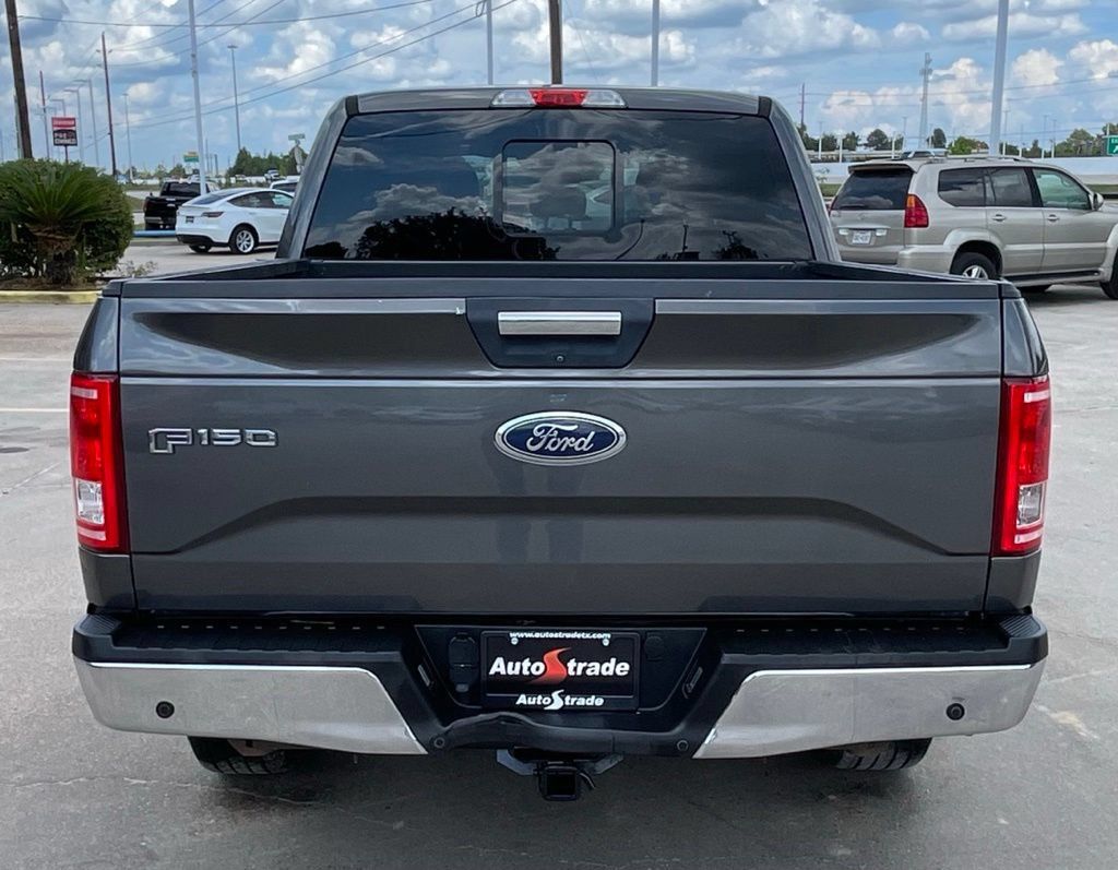 Used 2017 Ford F150 XLT w/ Equipment Group 302A Luxury AWD/4WD image 8