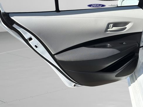 Used 2023 Toyota Corolla LE image 34