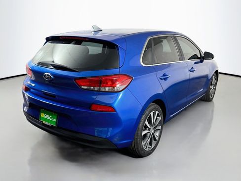 Used 2018 Hyundai Elantra GT FWD image 10