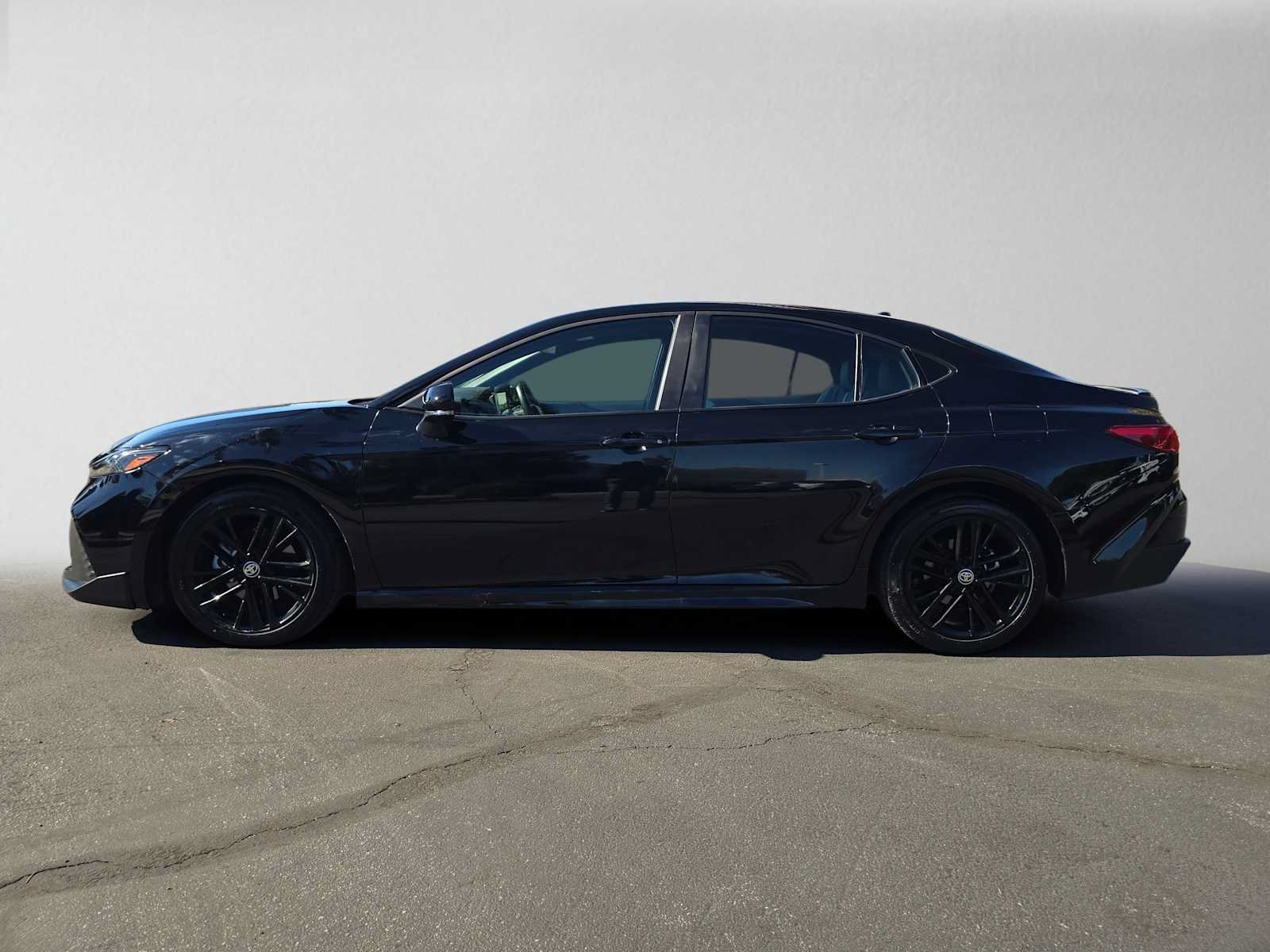 Certified 2026 Toyota Camry SE FWD image 6