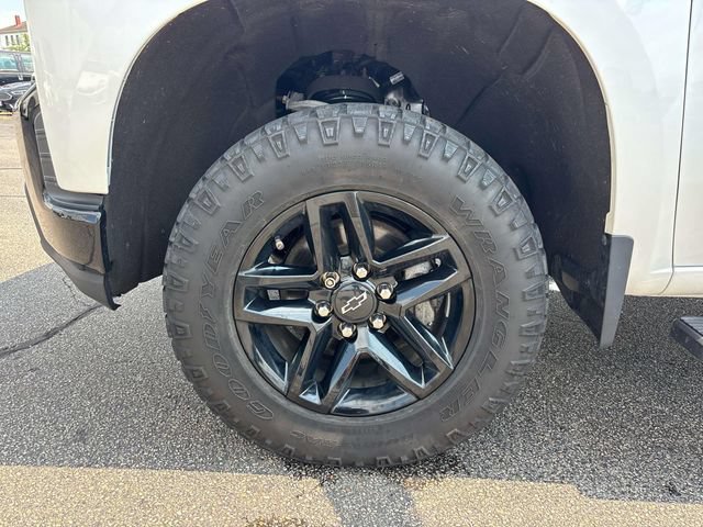 Used 2021 Chevrolet Silverado 1500 LT Trail Boss w/ Convenience Package II AWD/4WD image 11