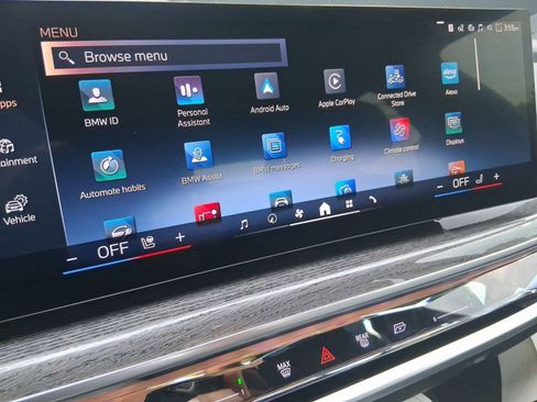 New 2026 BMW 750e xDrive image 24