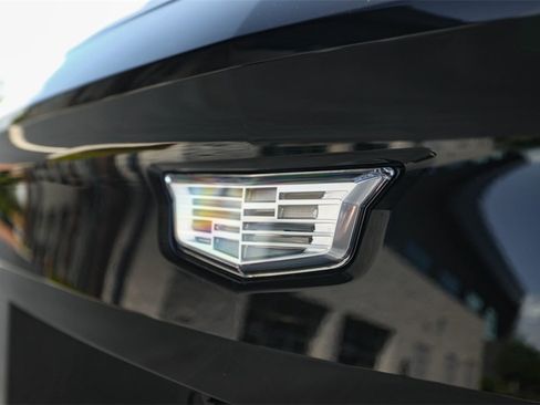 Used 2025 Cadillac Escalade IQ Sport 2 w/ LPO, ONYX Package image 16