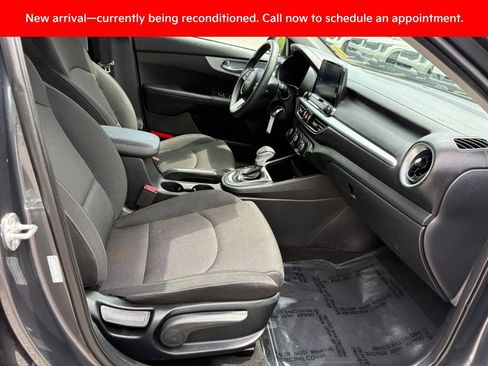 Certified 2024 Kia Forte LXS FWD image 16