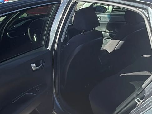 Used 2020 Kia Optima LX image 8