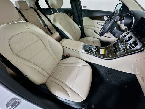 Used 2021 Mercedes-Benz C 300 Sedan image 33