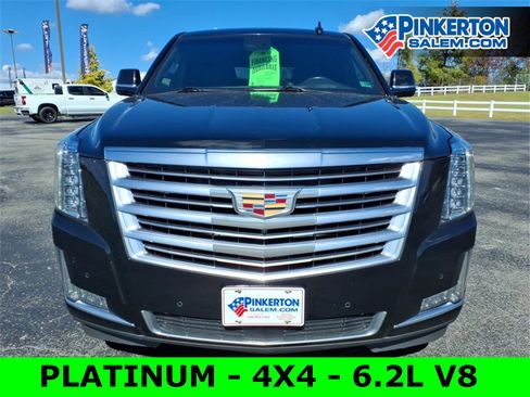 Used 2018 Cadillac Escalade Platinum image 9