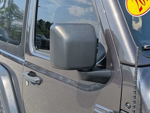 Used 2020 Jeep Wrangler Sport AWD/4WD image 12