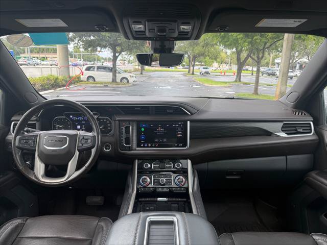 Used 2021 GMC Yukon Denali w/ Denali Premium Package AWD/4WD image 22