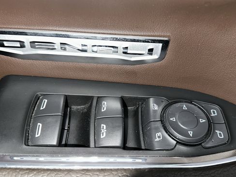 Used 2024 GMC Sierra 1500 Denali w/ Technology Package image 23