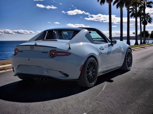 Used 2024 MAZDA MX-5 Miata RF Club RWD image 5