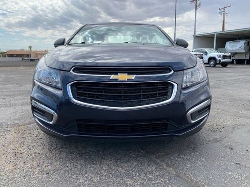 Used 2016 Chevrolet Cruze LS FWD image 8