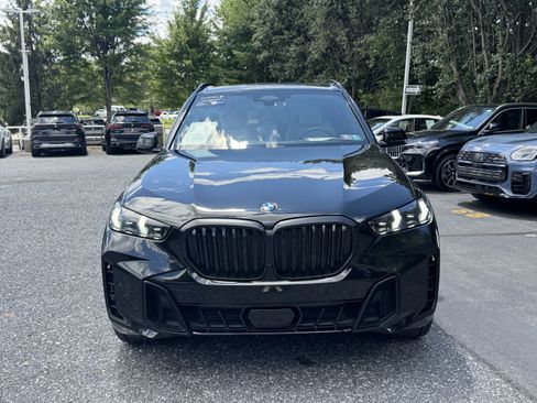 Used 2024 BMW X5 xDrive40i w/ M Sport Package AWD/4WD image 2