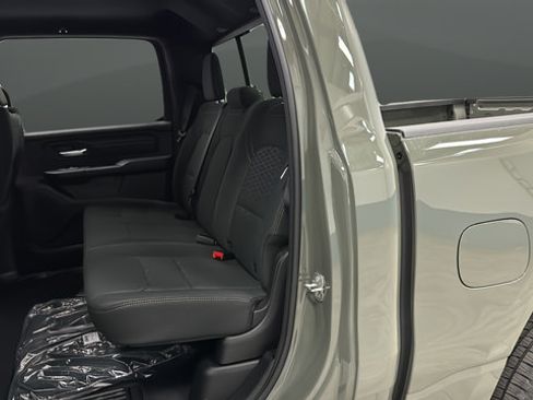 New 2026 RAM 1500 Express AWD/4WD image 23