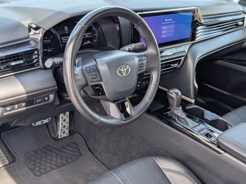 Used 2025 Toyota Camry XSE FWD image 14