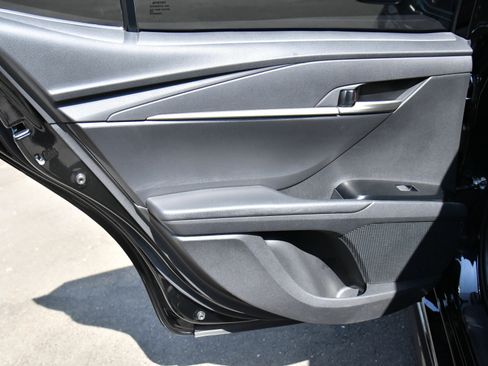Used 2025 Toyota Camry SE w/ Convenience Package FWD image 37