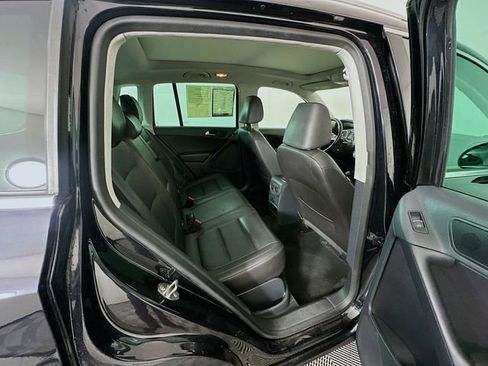Used 2013 Volkswagen Tiguan SE image 26