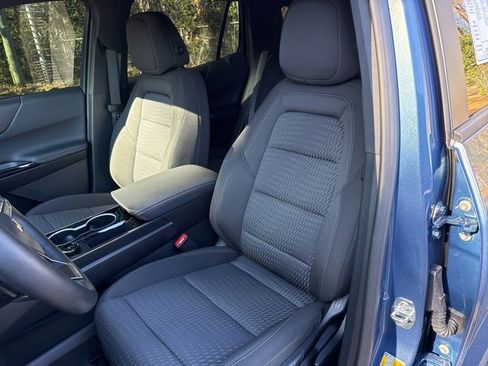 Used 2026 Chevrolet Equinox LT image 10