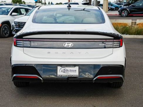 New 2026 Hyundai Sonata SEL FWD image 4