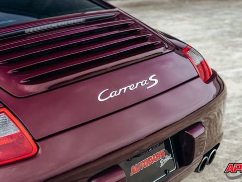 Used 2005 Porsche 911 Carrera S RWD image 32