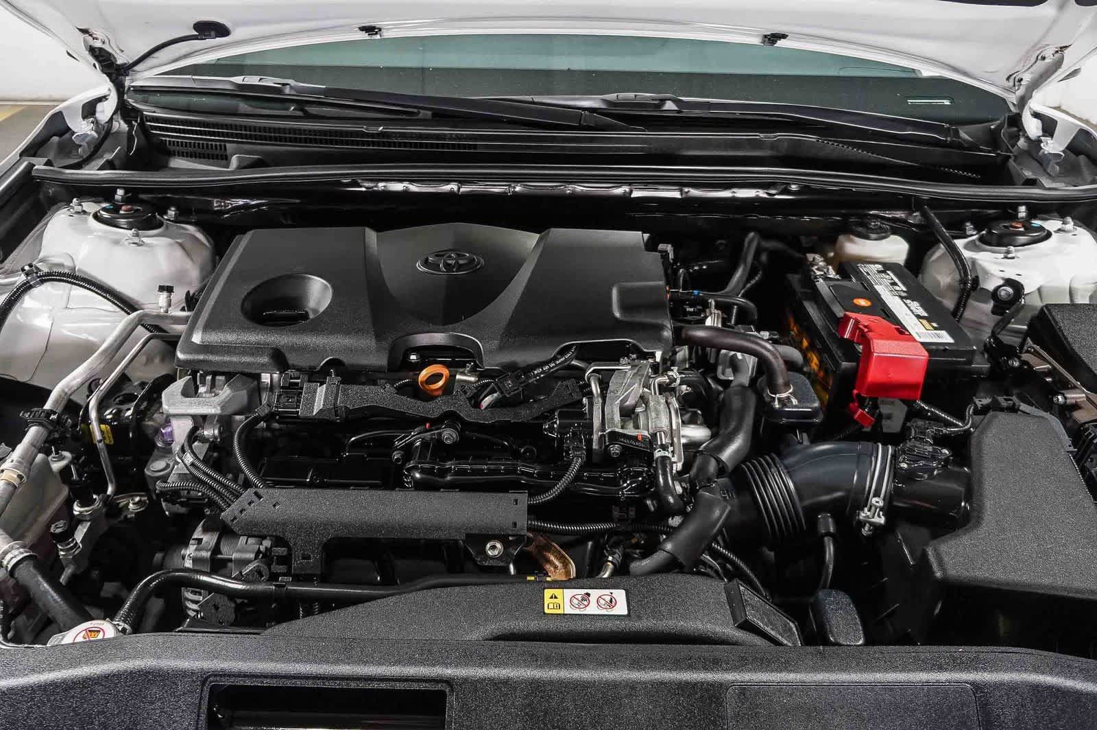 Used 2020 Toyota Camry SE FWD image 29