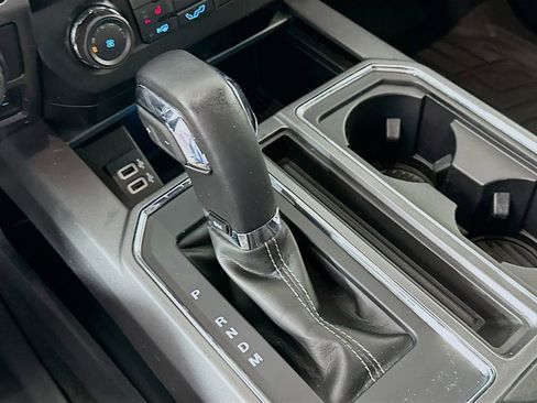 Used 2020 Ford F150 XLT w/ Equipment Group 302A Luxury AWD/4WD image 21