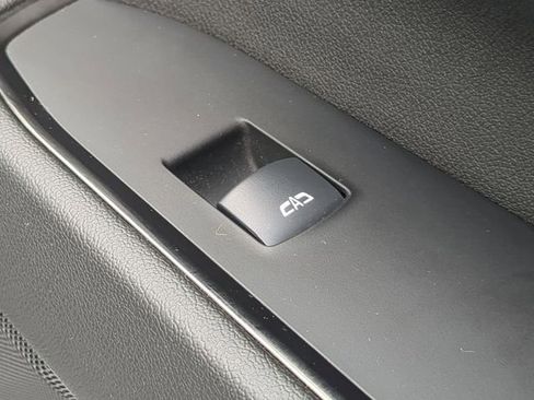 Certified 2025 GMC Sierra 2500 AT4 w/ AT4 Premium Plus Package image 45